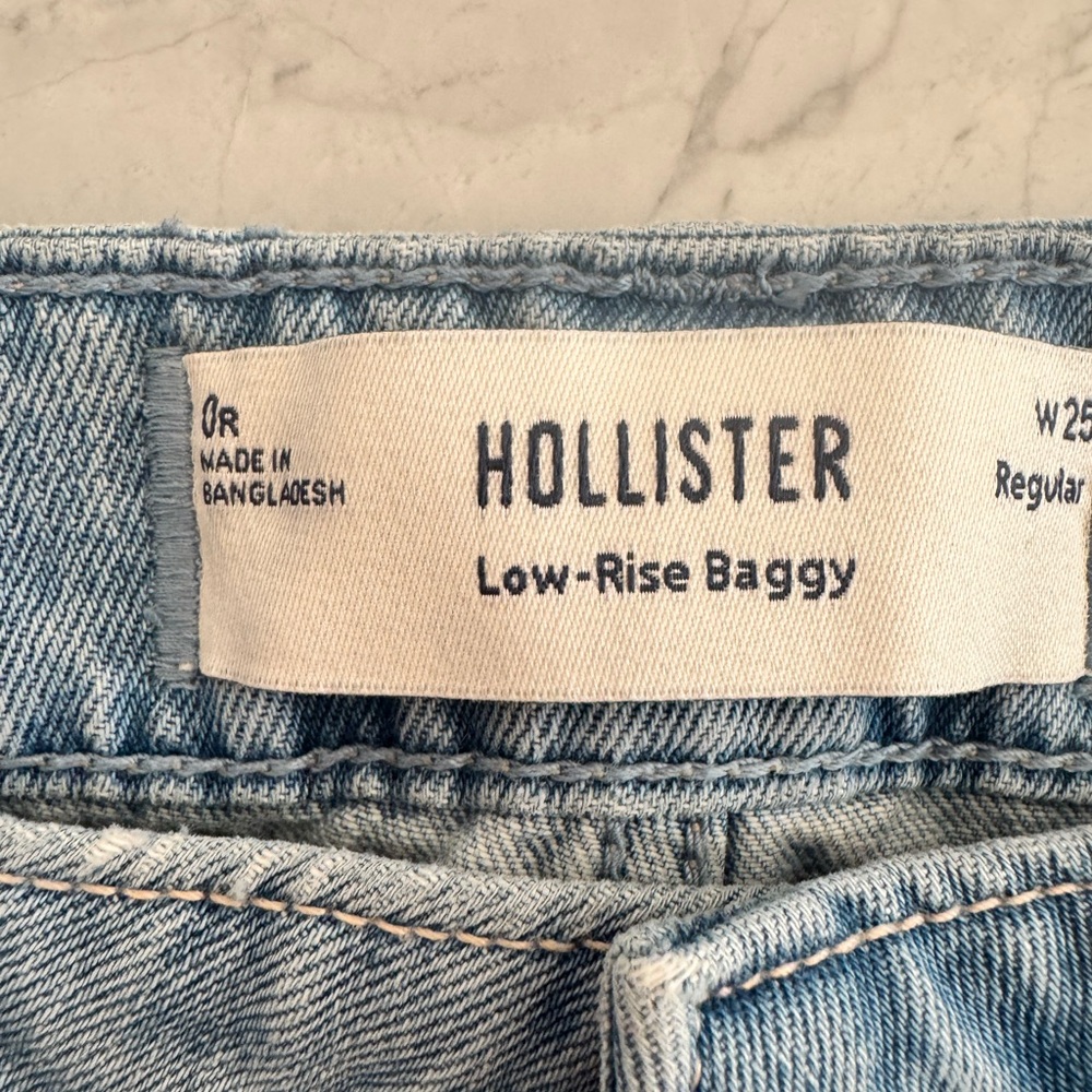 NEW Hollister low rise, baggy jeans, with tags